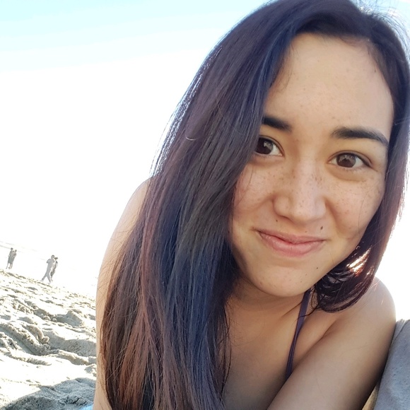 Kayla Priller - Poshmark Profile Picture of Kayla Priller (@kaylaprill) on Poshmark