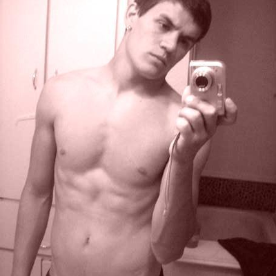 Profile Picture of Alejandro Alex Roble (@xusazyqugib) on Twitter