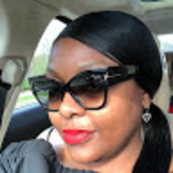 Monika Wilkins - Poshmark Profile Picture of Monika Wilkins (@dabossladymo) on Poshmark