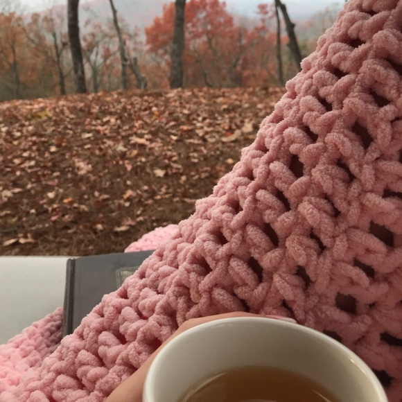 Profile Picture of Alexis Herrington (@aherrington72) on Poshmark