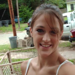 Profile Picture of Amanda Veuleman (@mandav1) on Myspace