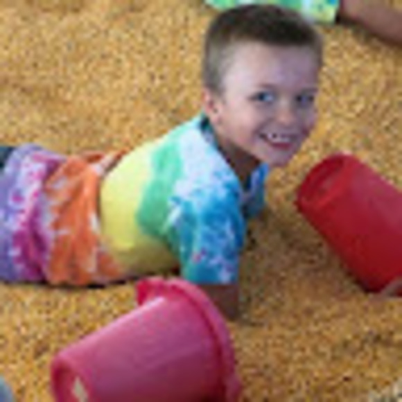 Profile Picture of Asher Sanoski (@asher2cool) on Poshmark