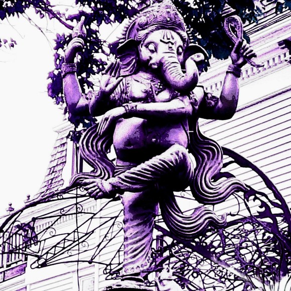 Profile Picture of Renee Fontaine (@pachumomma) on Poshmark