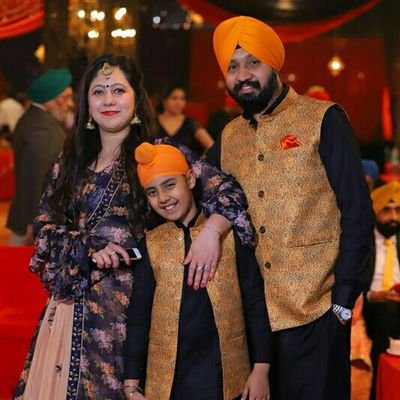 Profile Picture of Neetika Singh (@Neetika19462609) on Twitter