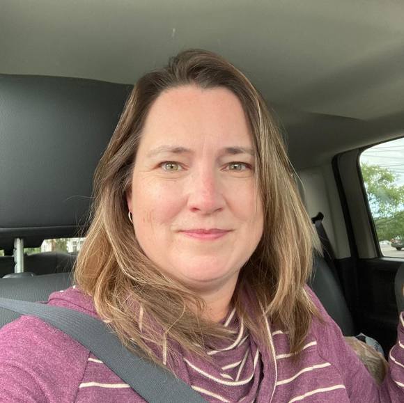 Profile Picture of Marcia Hopper (@marciahopper) on Poshmark