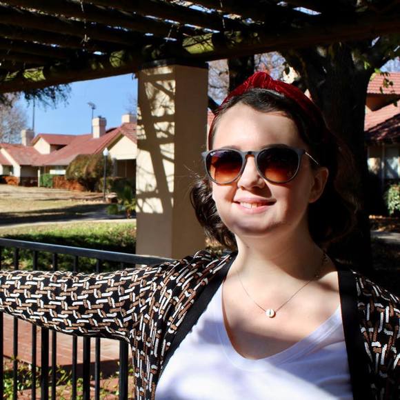 Profile Picture of Liz Richards krebs (@mslizrk) on Poshmark