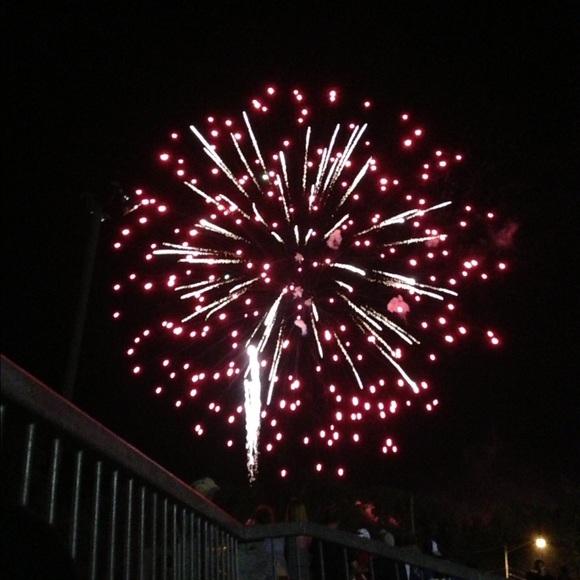 Profile Picture of Pearl Kjar (@pearlkjar) on Poshmark