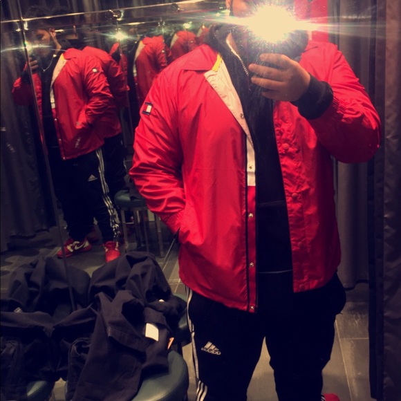 Profile Picture of Kevin Chinchilla (@chinstacks) on Poshmark