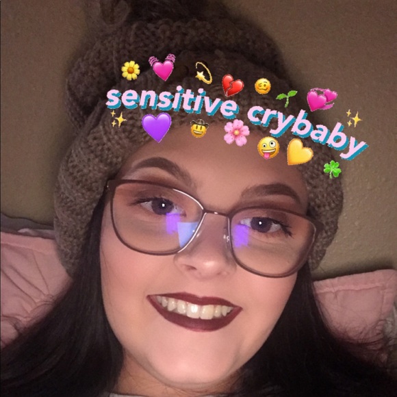 Profile Picture of Madison Bounds (@madisonbounds22) on Poshmark