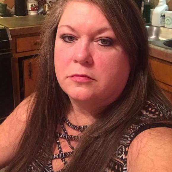 Profile Picture of Melody Bowman (@melodywells13) on Poshmark