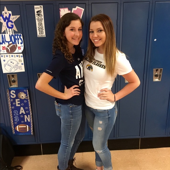 Profile Picture of Rachel Cannata (@rcannata) on Poshmark