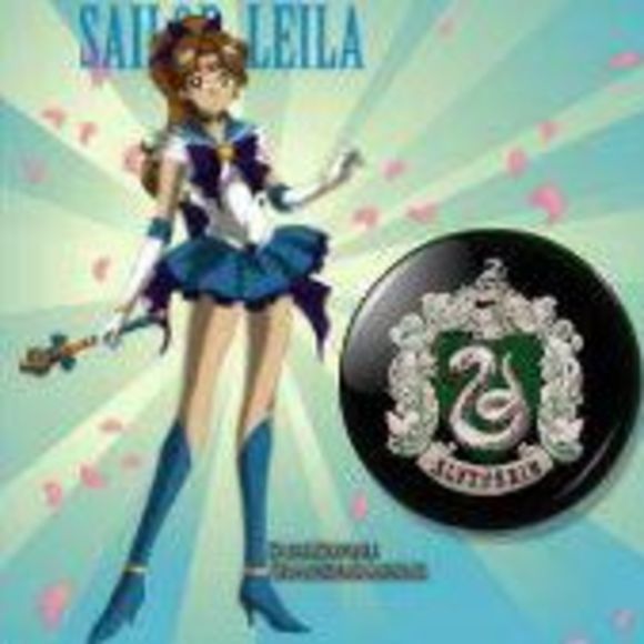 Profile Picture of Leila Delbonis (@lulu3us) on Poshmark