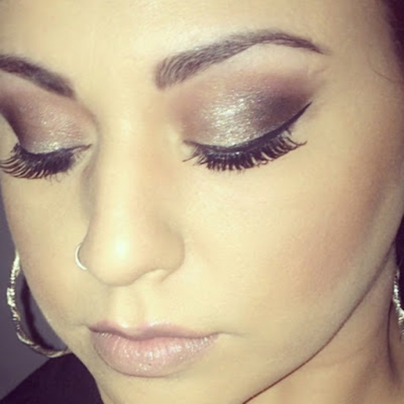 Profile Picture of Juliana Macaluso (@julianamacaluso) on Poshmark