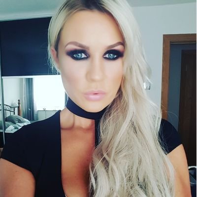 Profile Picture of Lisa Conway (@@lisagconway) on Twitter