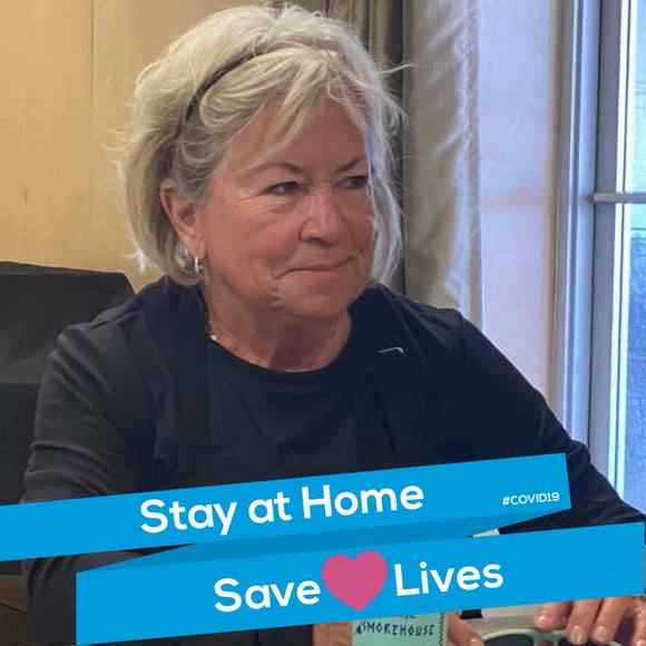 Profile Picture of Suzanne Freeman (@luckysuzy) on Poshmark