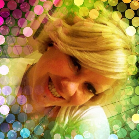 Profile Picture of Jenn Pressler (@punkrockjenn) on Poshmark