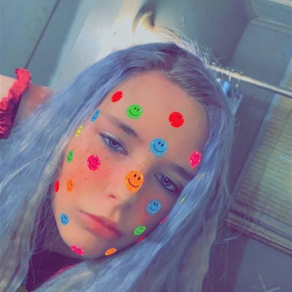 Profile Picture of Michele e Barning (@sissybarning) on Poshmark