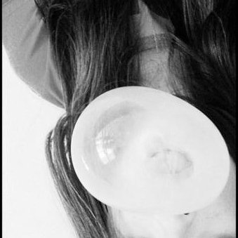 Profile Picture of Isabela A. Carvalho (@Bela_carvalho98) on Twitter