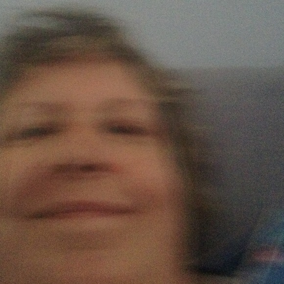 Profile Picture of Lisa Cunning (@lcunning) on Poshmark