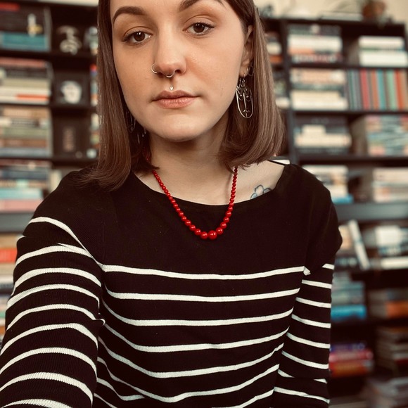 Profile Picture of Brianna Ives (@not_briannaives) on Poshmark