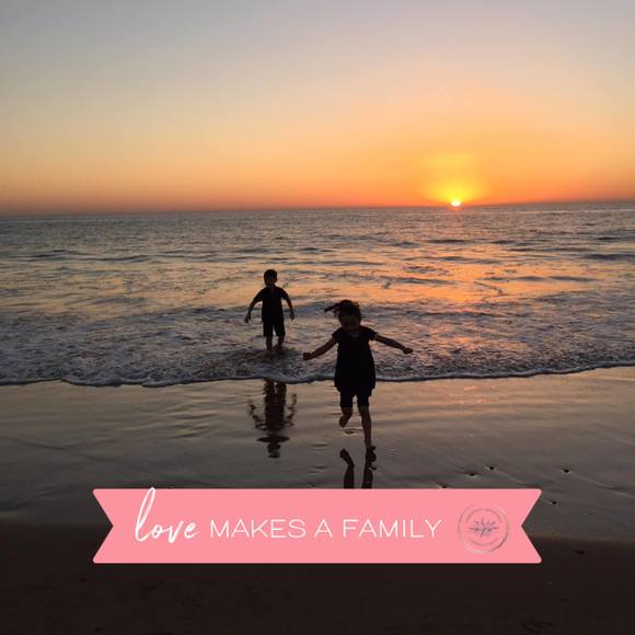 Profile Picture of Fernanda Rissouli (@fatiris500) on Poshmark