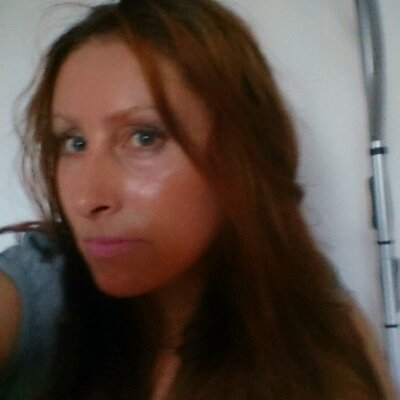 Profile Picture of Izabella Duberek (@izabella087) on Twitter