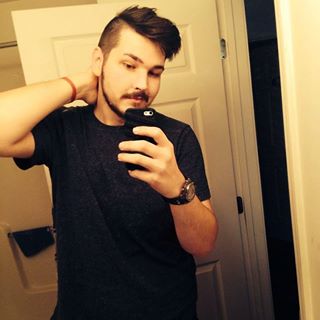 Profile Picture of Josh Stadtmiller (@FluffelyCuddleyBuckets) on Facebook