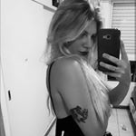 Profile Picture of Dani Robín 🌸 (@daniela.robin) on Instagram