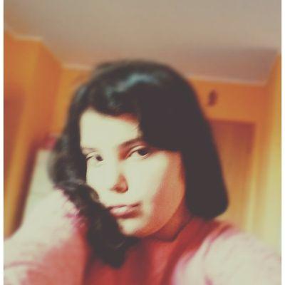 Profile Picture of Miriam Klein (@miriamsulaika) on Twitter