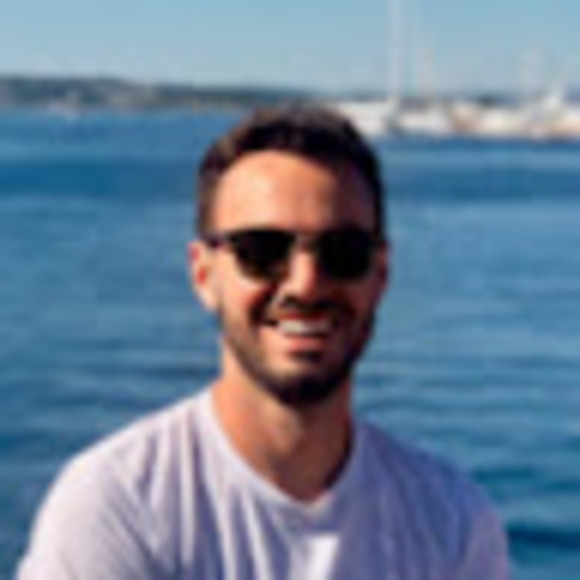 Profile Picture of Connor Gilbert (@connorgilber422) on Poshmark