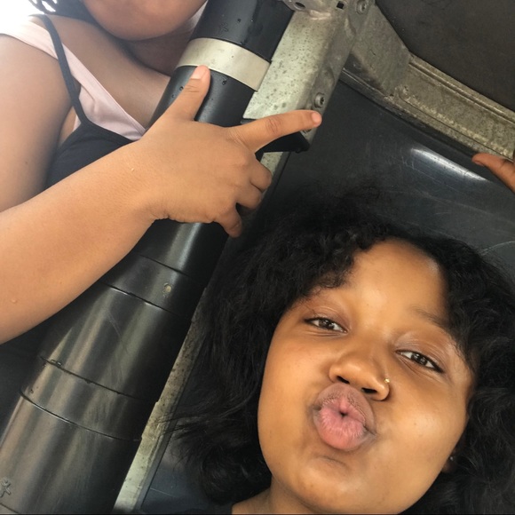 Profile Picture of Jaylissa Varnor (@jay__mula1) on Poshmark