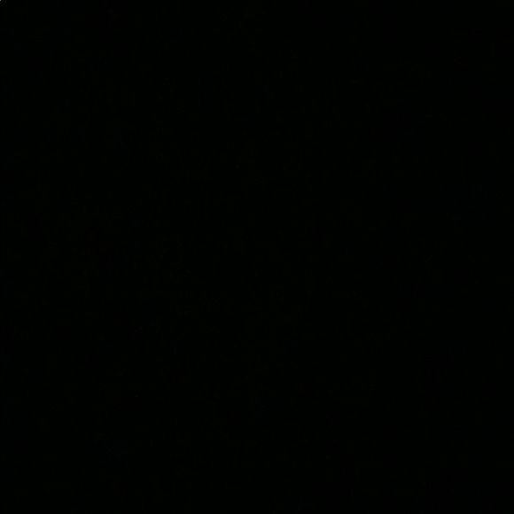 Profile Picture of Leah Brozovich (@brozovichlm) on Poshmark