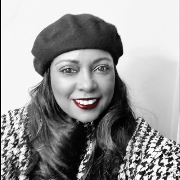 Profile Picture of Fiona Zaroff (@jusfee) on Poshmark