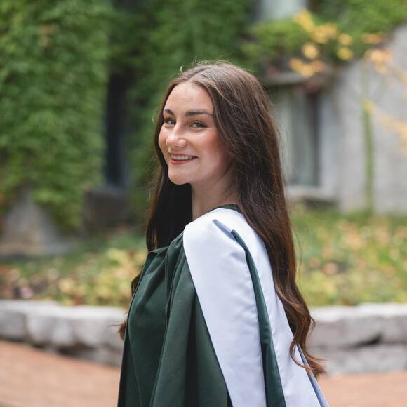 Profile Picture of Jordan Foss (@jordanfoss341) on Poshmark