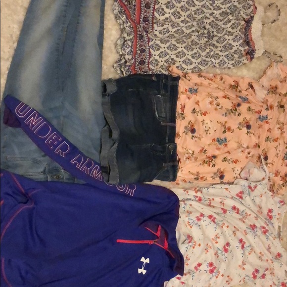 Profile Picture of Sophia Pacella (@sophias_sells) on Poshmark
