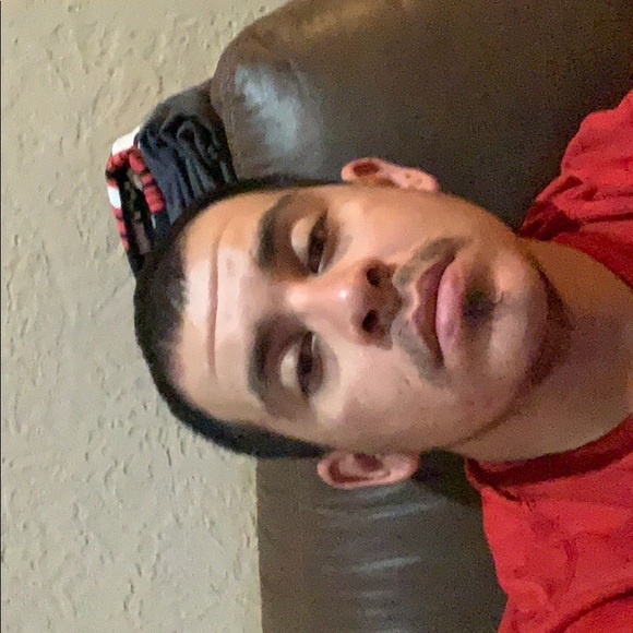 Profile Picture of Alexis Alvidrez (@alexis_alvidrez) on Poshmark