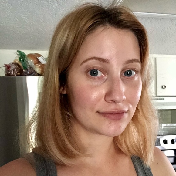 Profile Picture of Megan Pable (@mnp2013) on Poshmark