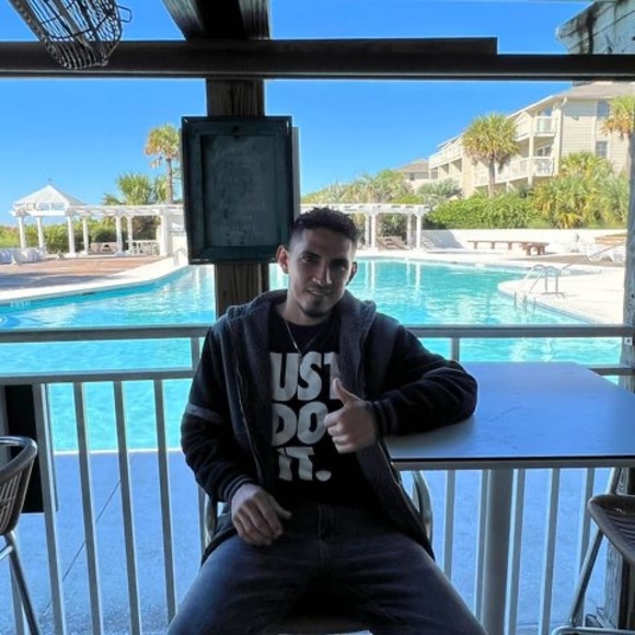 Profile Picture of Alvaro Fonseca (@alvarofonseca32) on Poshmark