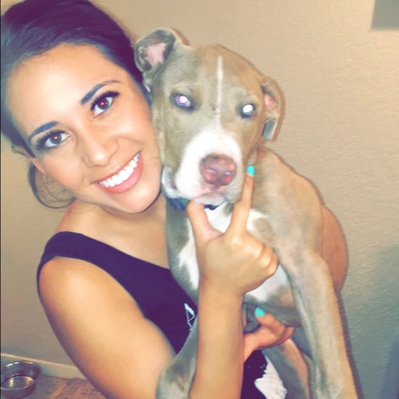 Profile Picture of Tori Freeman (@tori__freeman) on Poshmark