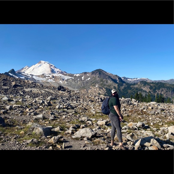 Profile Picture of Payton Hirschkorn (@paytonrh93) on Poshmark