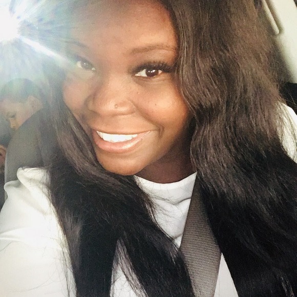 Profile Picture of Aurelia Brown (@professional87) on Poshmark