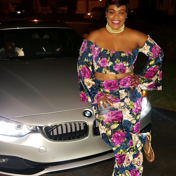 Profile Picture of Carlotta Canteen (@sexycarlotta) on Poshmark