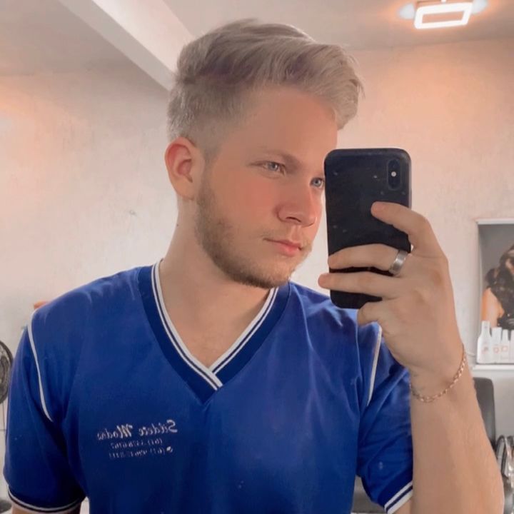 Profile Picture of Brynner Sena (@sir.brynner) on Tiktok