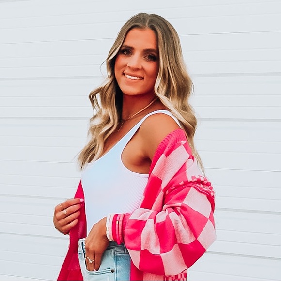 Bailey Boyer - Poshmark Profile Picture of Bailey Boyer (@baileyboyer) on Poshmark