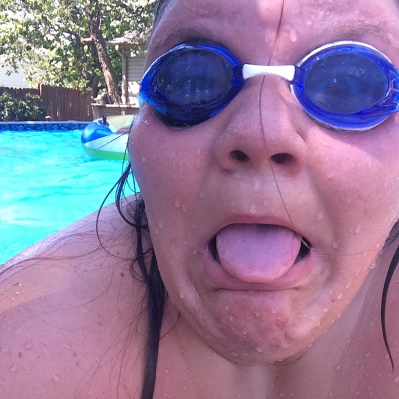 Profile Picture of Kennedy Mecum (@kennedyerynn) on Poshmark