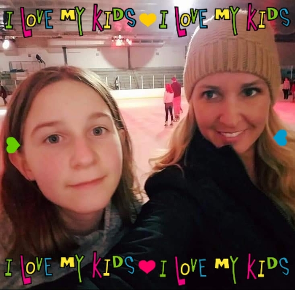 Profile Picture of Lisa Pilch (@pilch32) on Poshmark