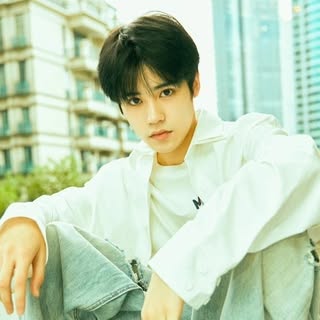 Profile Picture of 姚景元 (@yao_jingyuan) on Instagram