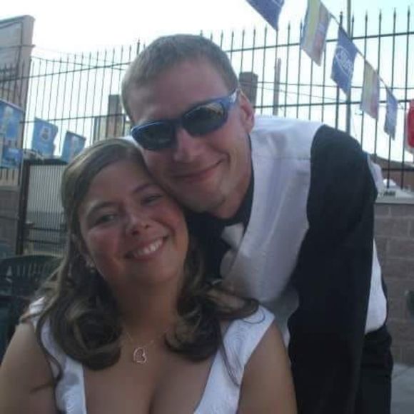 Tracy Tretter - Poshmark Profile Picture of Tracy Tretter (@tlease26) on Poshmark