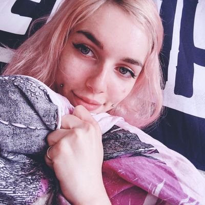 Profile Picture of Sylvia William (@Patrick65474340) on Twitter