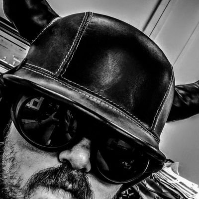 Profile Picture of Darryl E Abbott (@darrylea1980) on Twitter